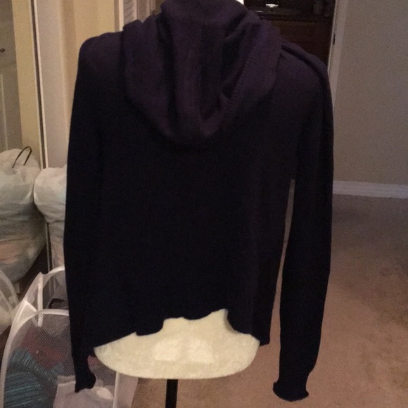 Express shrug - Picture 2 of 2
